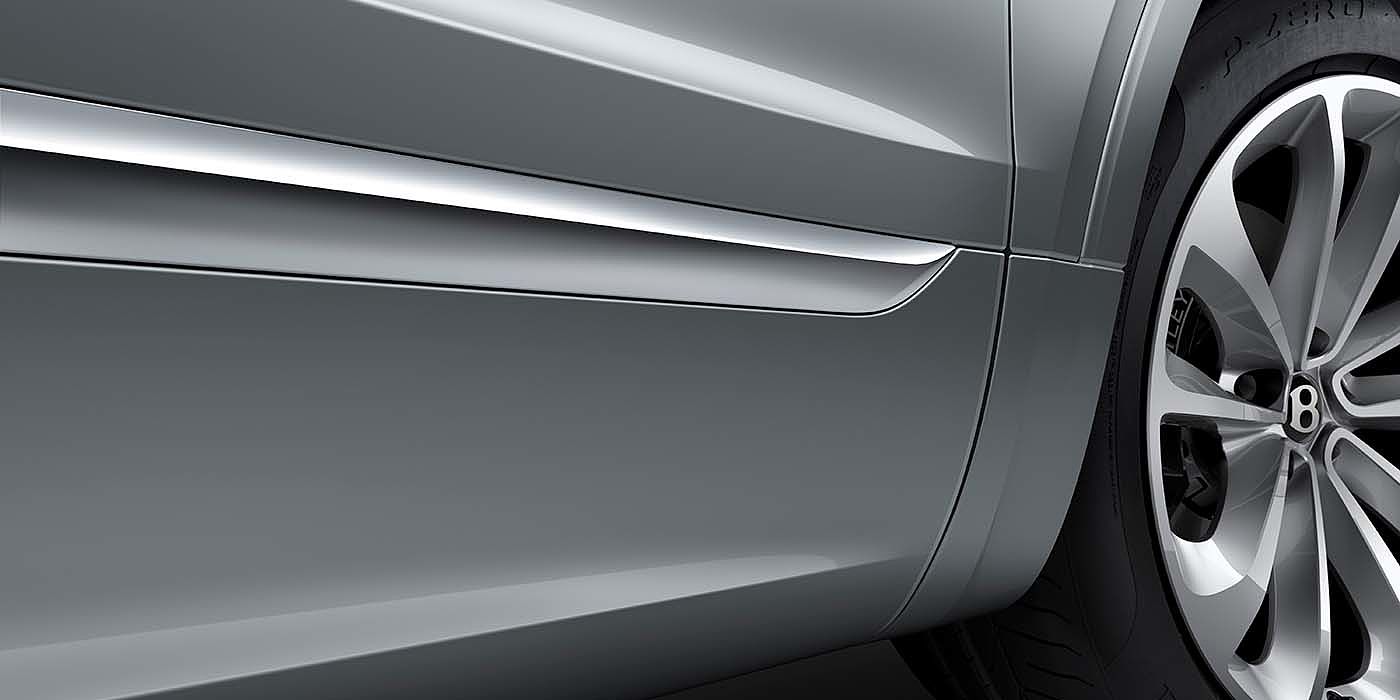 Gohm Sportwagen GmbH | Bentley Singen Bentley Bentayga EWB SUV exterior and wheel close up in Moonbeam paint