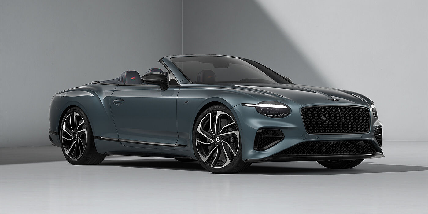 Gohm Sportwagen GmbH | Bentley Singen Bentley Continental GTC S convertible in Thunder blue paint front 3/4