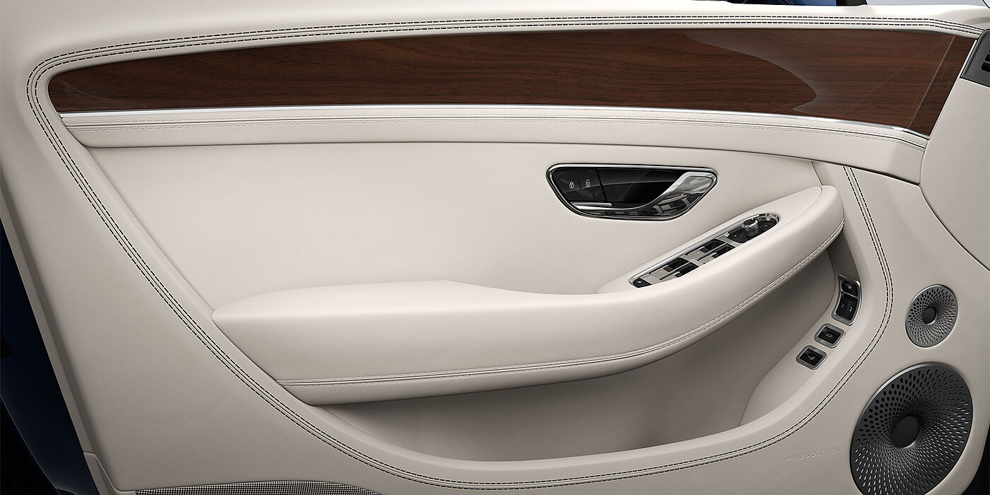 Gohm Sportwagen GmbH | Bentley Singen Bentley Continental GTC convertible in Linen and Imperial Blue hides