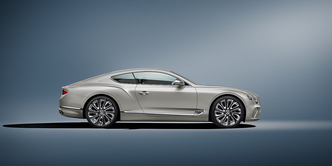 Gohm Sportwagen GmbH | Bentley Singen Bentley Continental GT Mulliner coupe in White Sand paint front 34