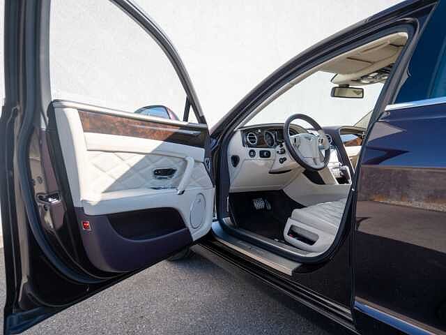 28:Bentley Flying Spur W12, Limousine, Damson, Gohm Sportwagen GmbH | Bentley Singen