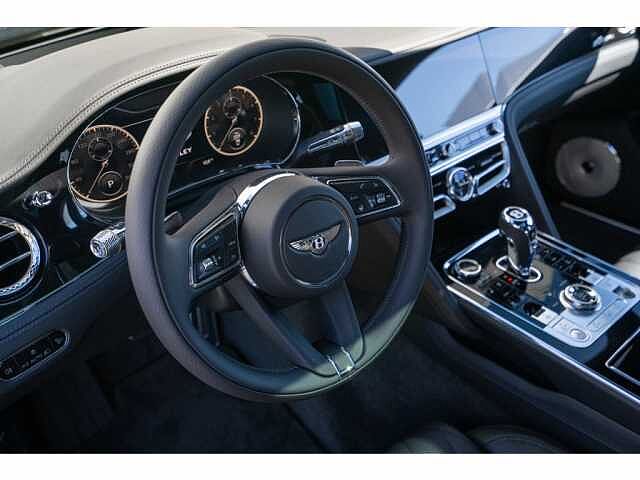 27:Bentley Flying Spur Azure V8, Limousine, Verdant, Gohm Sportwagen GmbH | Bentley Singen