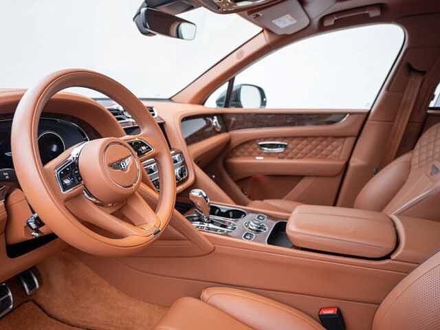 20:Bentley Bentayga First Edition V8, SUV, Barnato, Gohm Sportwagen GmbH | Bentley Singen