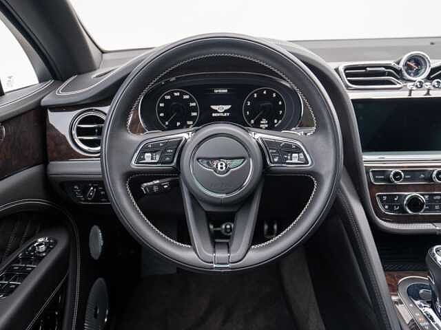 38:Bentley Bentayga V8, SUV, Anthracite, Gohm Sportwagen GmbH | Bentley Singen