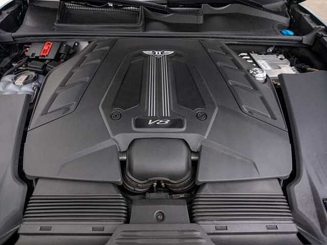 18:Bentley Bentayga First Edition V8, SUV, Barnato, Gohm Sportwagen GmbH | Bentley Singen