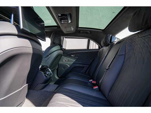 17:Bentley Flying Spur Azure V8, Limousine, Verdant, Gohm Sportwagen GmbH | Bentley Singen
