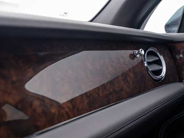 27:Bentley Bentayga V8, SUV, Anthracite, Gohm Sportwagen GmbH | Bentley Singen