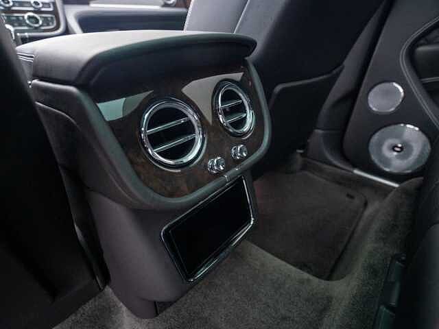 31:Bentley Bentayga V8, SUV, Anthracite, Gohm Sportwagen GmbH | Bentley Singen