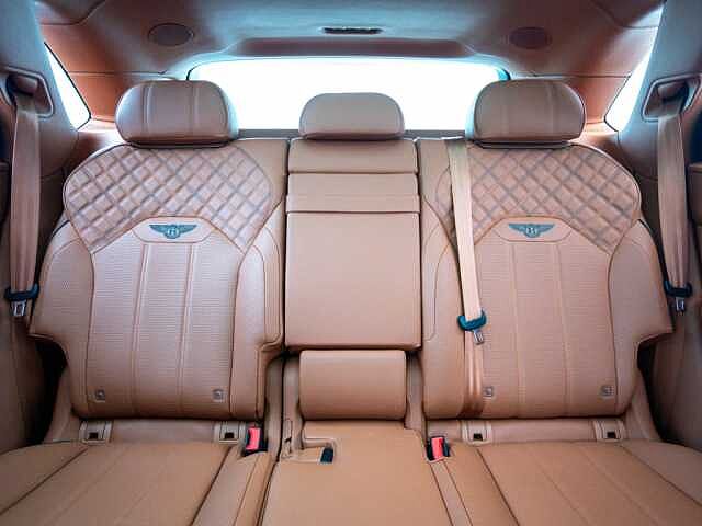 32:Bentley Bentayga First Edition V8, SUV, Barnato, Gohm Sportwagen GmbH | Bentley Singen