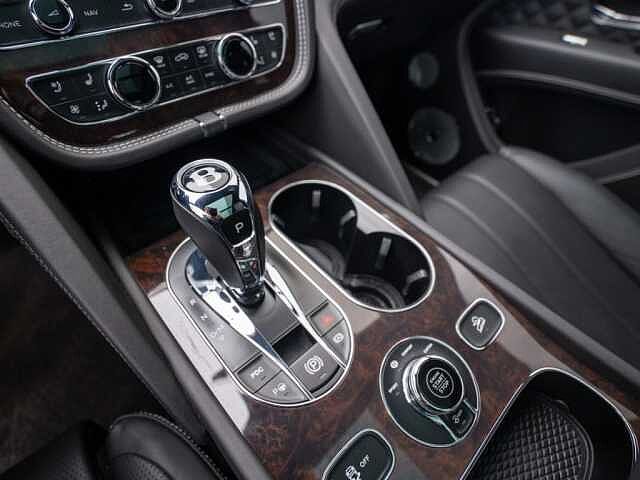 26:Bentley Bentayga V8, SUV, Anthracite, Gohm Sportwagen GmbH | Bentley Singen