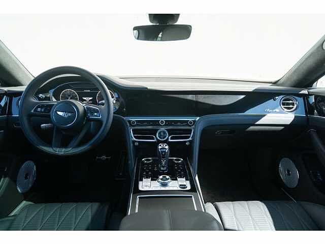 12:Bentley Flying Spur Azure V8, Limousine, Verdant, Gohm Sportwagen GmbH | Bentley Singen