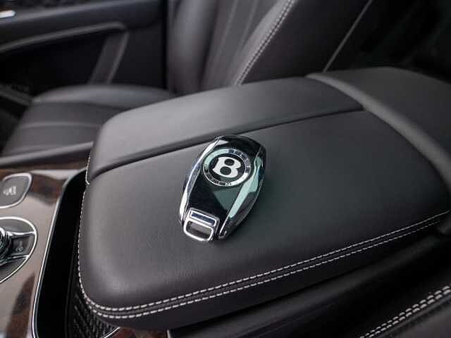 8:Bentley Bentayga V8, SUV, Anthracite, Gohm Sportwagen GmbH | Bentley Singen